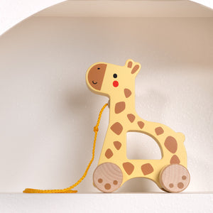Giraffe Pull Along