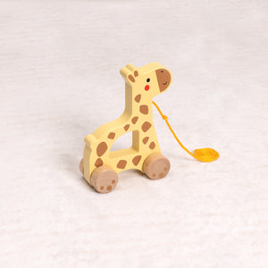 Giraffe Pull Along